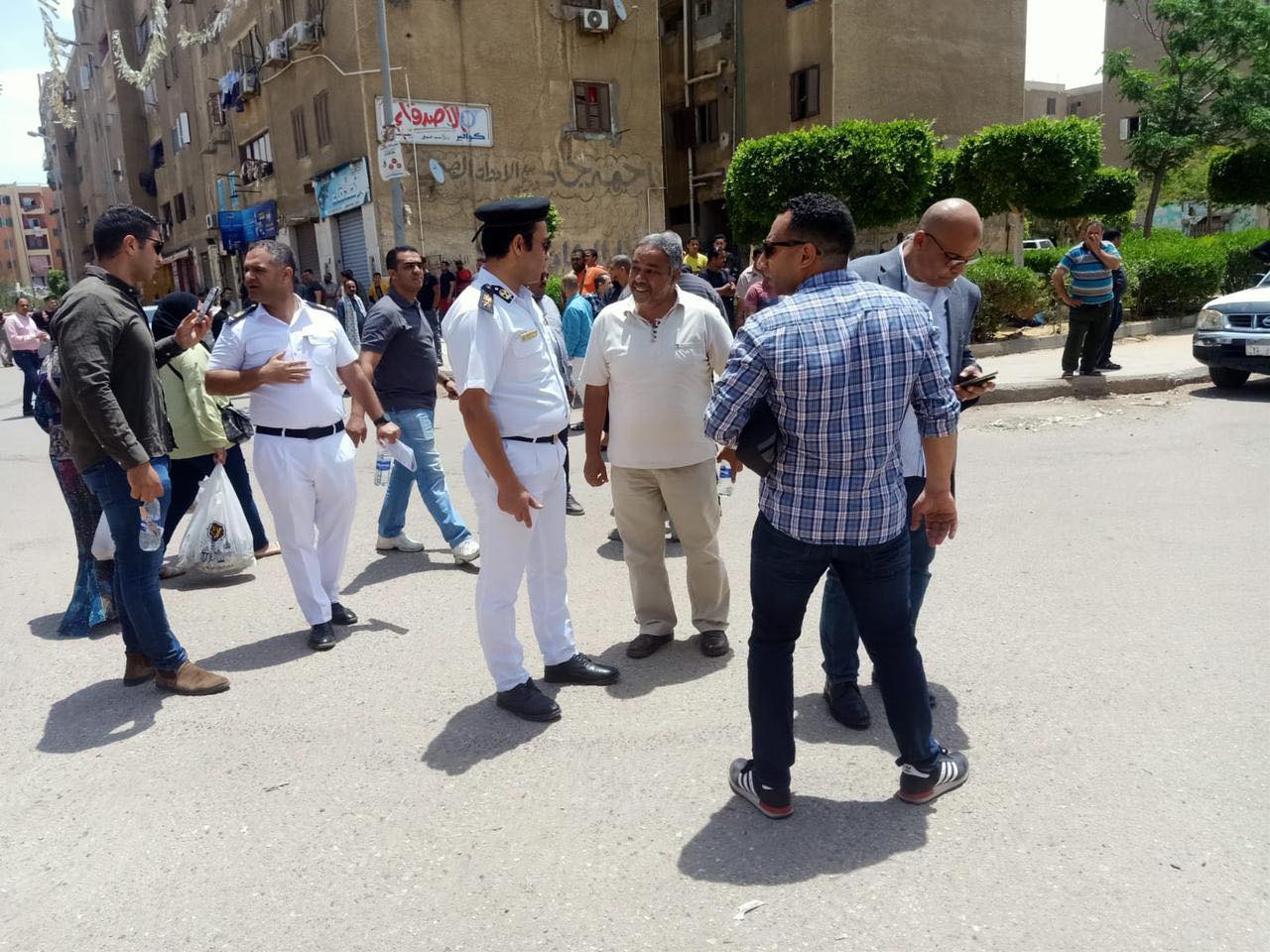 تنفيذ 21 قرار غلق وإزالة إشغالات بالتجمع الأول والثالث في القاهرة الجديدة